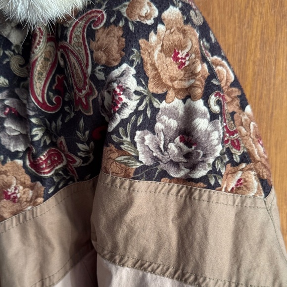 Vintage Cyclone down coat removable fur  Tan Floral Hooded puffy coat Sz 8 - Picture 8 of 16
